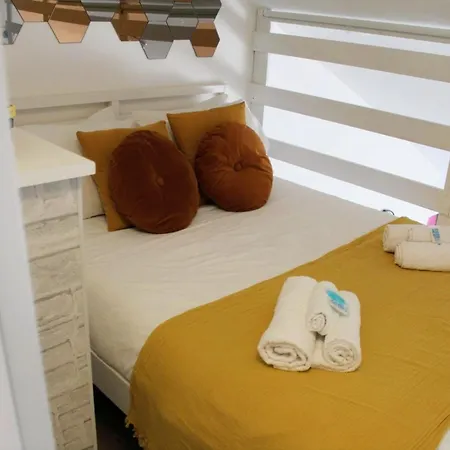La Mini - Dove Sentirsi Subito A Casa Monza